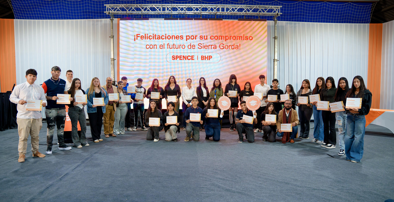 Spence | BHP impulsa el talento local con la entrega de más de 340  becas a estudiantes de Sierra Gorda y Mejillones