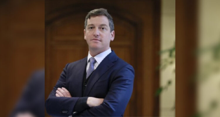 Sebastián Vallebona: el abogado que trabajó en una «Big Four» y llega a la Subsecretaría de Hacienda