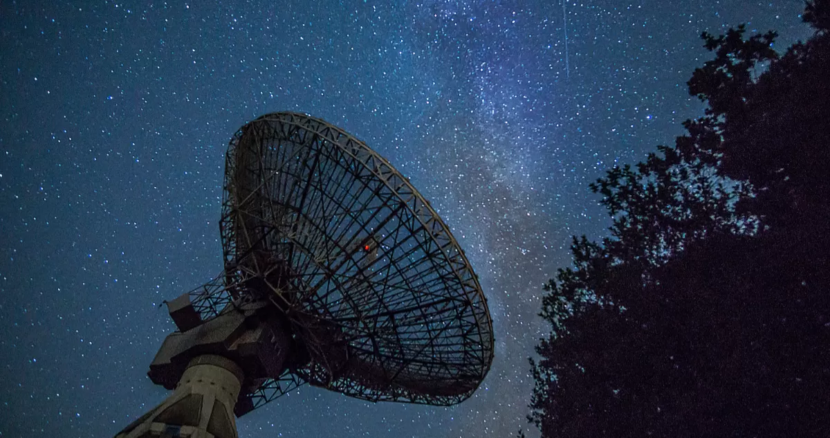 Detectan por primera vez señales de radio de un exoplaneta