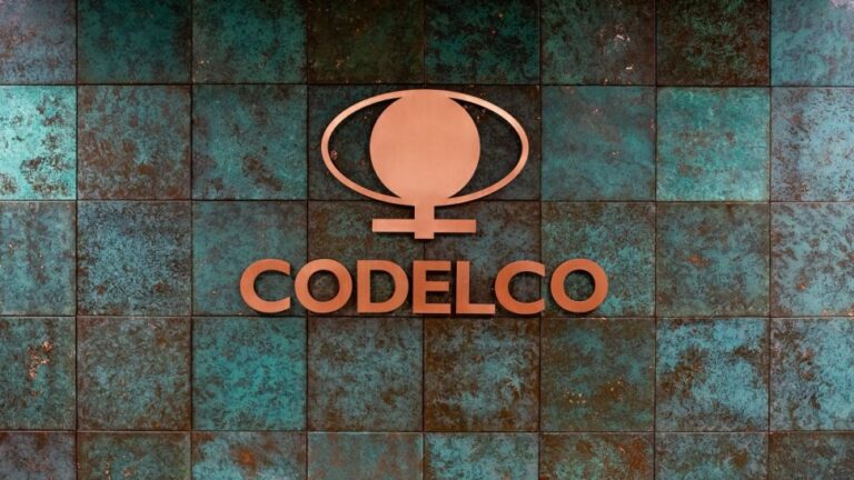 Codelco evalúa una eventual reducción de personal como parte de su plan de recuperación