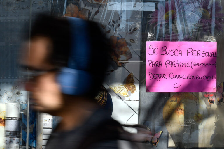 Estudio revela que más del 21% de los jóvenes entre 25 y 34 años no estudia ni trabaja en el país