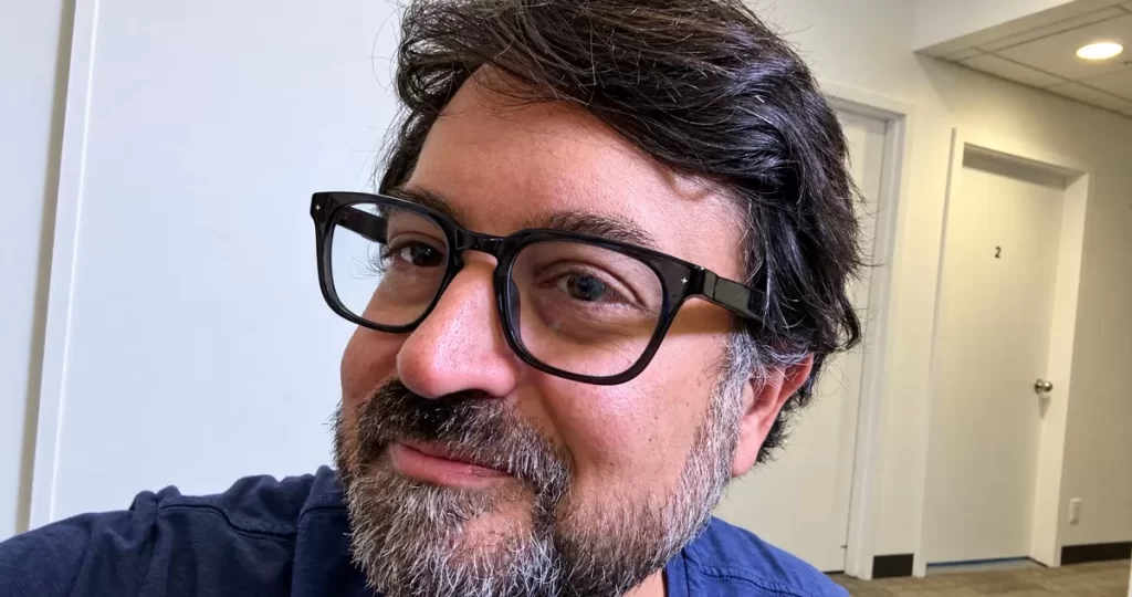 ¿Se te olvidan las cosas? Estos lentes resumen con IA todo lo que dijiste y escuchaste en el día | Ciencia y Tecnología