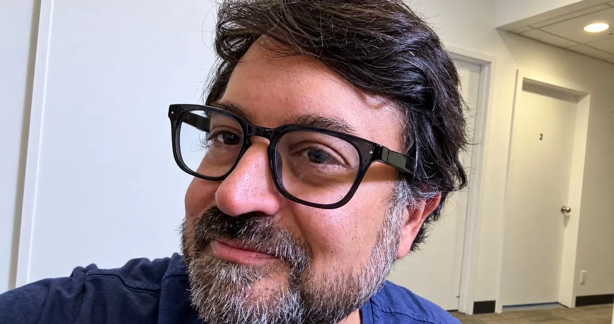 ¿Se te olvidan las cosas? Estos lentes resumen con IA todo lo que dijiste y escuchaste en el día | Ciencia y Tecnología