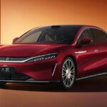 BYD lanza sedán que carga en sólo 9 minutos y tiene 1000 kms de autonomía por 33 millones de pesos | Ciencia y Tecnología