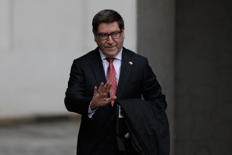 Biministro Mas respalda desvinculaciones en Codelco por irregularidades en reportes de producción: “¡Caiga quien caiga!”